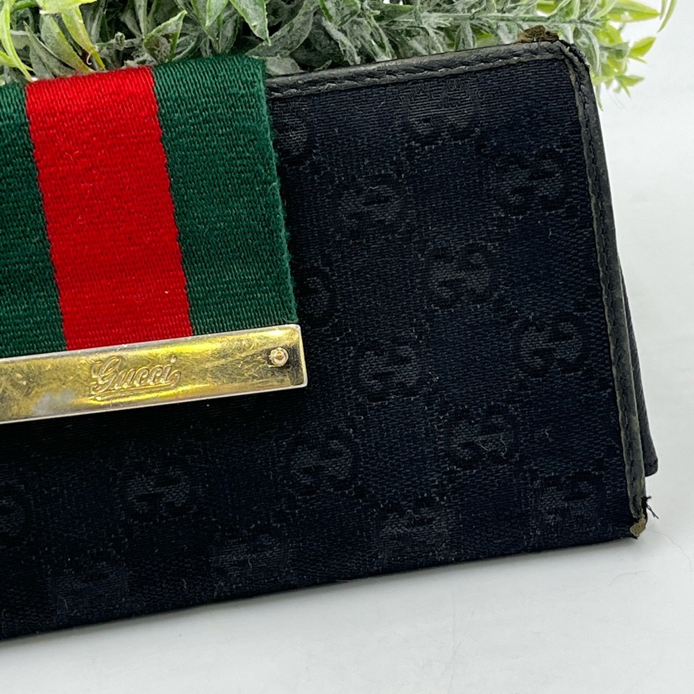 SOLD!!! GUCCI Vintage GG Web Black Canvas and Leather Heritage Collection Wallet - Picture 6 of 14